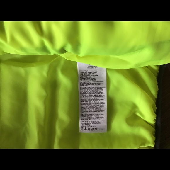 SOLD!! Synthetic Fill boys winter coat - Picture 7 of 8